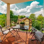 Wonder - Z Widokami I Blisko Szlakow - W Spokojnej Czesci Karpacza *