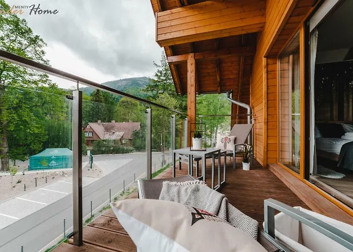 Wonder - Z Widokami I Blisko Szlakow - W Spokojnej Czesci Karpacza * カルパッチ