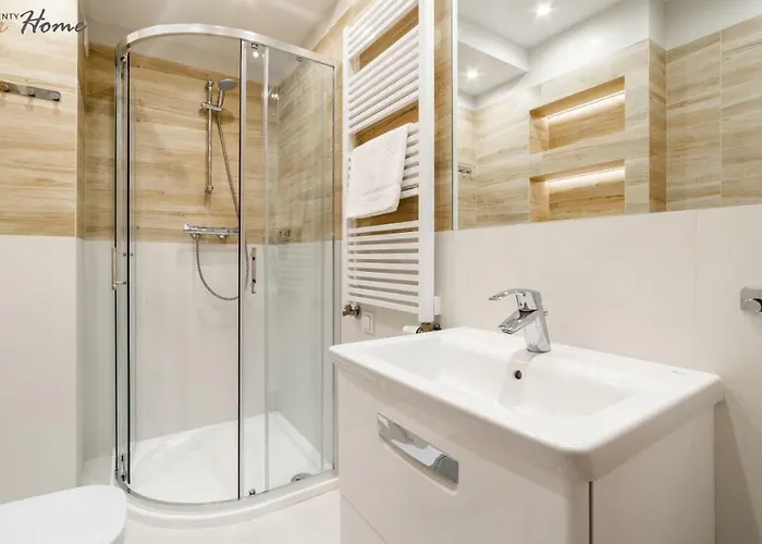 Wonder - Z Widokami I Blisko Szlakow - W Spokojnej Czesci Karpacza * カルパッチ