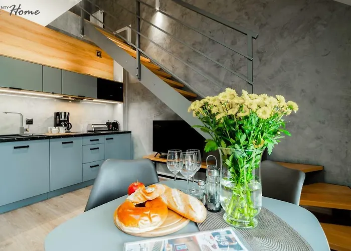 Wonder - Z Widokami I Blisko Szlakow - W Spokojnej Czesci Karpacza アパート *